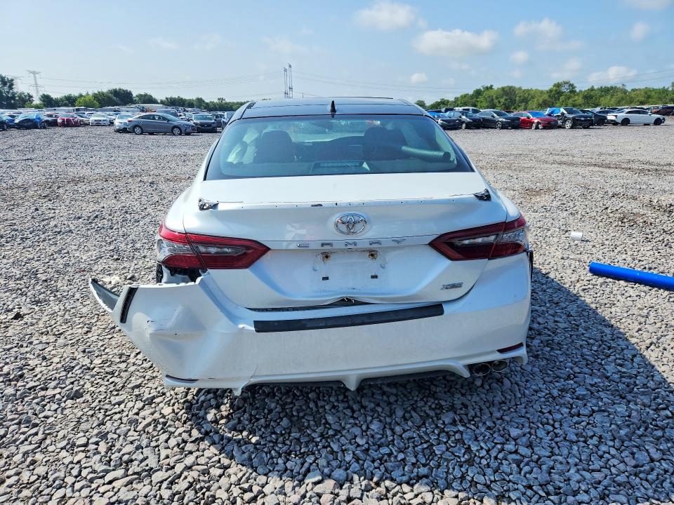 63756346 :رقم المزاد ، 4T1K61AK1PU141364 vin ، 2023 Toyota Camry مزاد بيع
