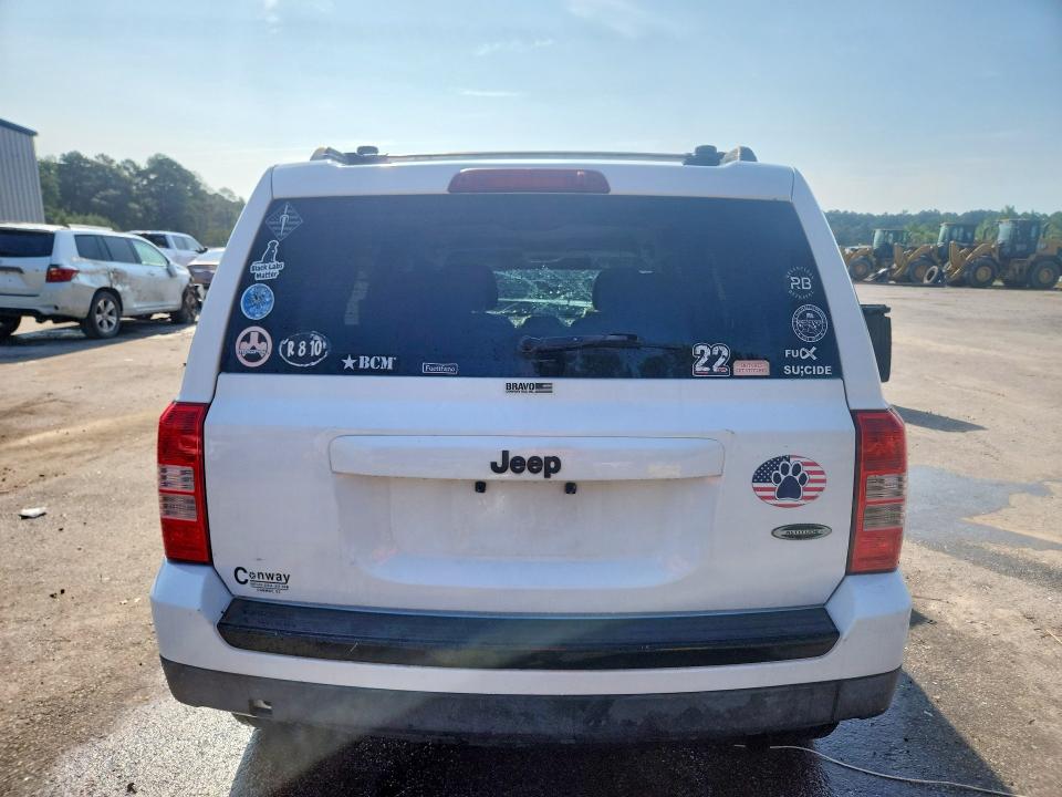 2015 Jeep Patriot მანქანა იყიდება აუქციონზე, vin: 1C4NJPBA7FD241718, აუქციონის ნომერი: 64368426
