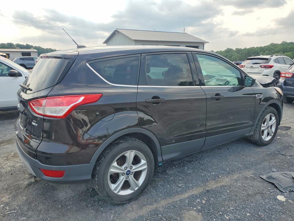 2013 Ford Escape მანქანა იყიდება აუქციონზე, vin: 1FMCU9GX5DUB37664, აუქციონის ნომერი: 64194746