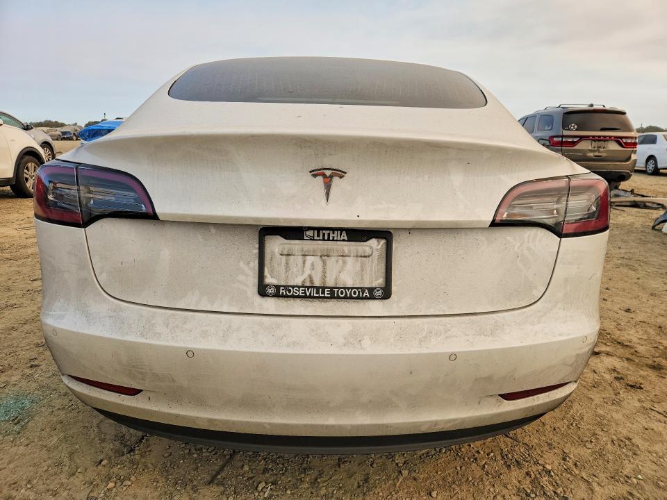 Продаж на аукціоні авто 2018 Tesla Model 3, vin: 5YJ3E1EA8JF154691, номер лоту: 63579196