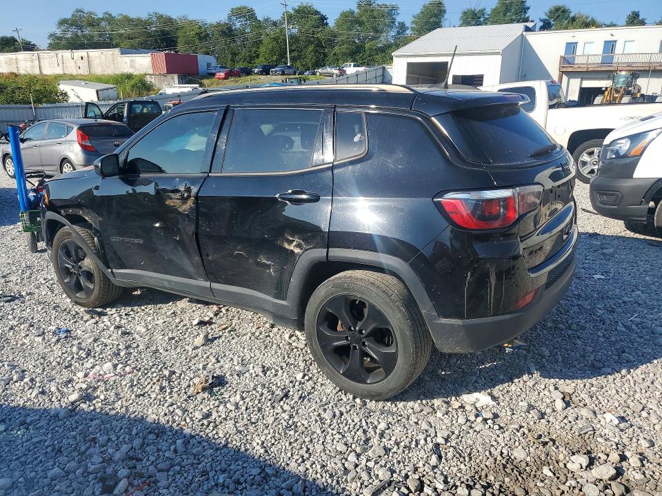 66907326 :رقم المزاد ، 3C4NJDBBXJT402122 vin ، 2018 Jeep Compass مزاد بيع