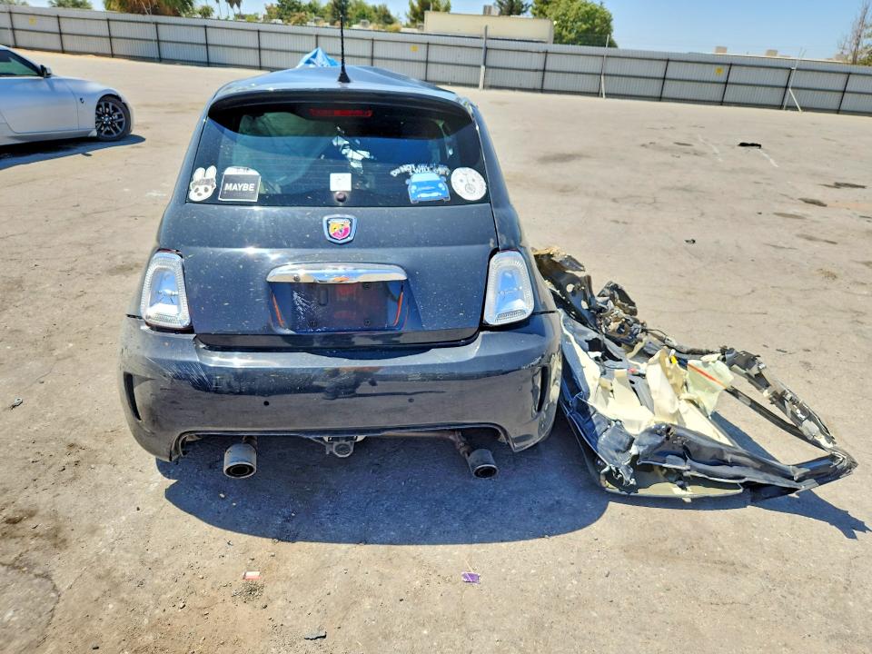 66778326 :رقم المزاد ، 3C3CFFFH9JT420747 vin ، 2018 Fiat 500 مزاد بيع