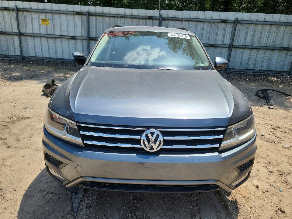 Aukcja sprzedaży 2018 Volkswagen Tiguan, vin: 3VV1B7AX7JM009944, numer aukcji: 65752076