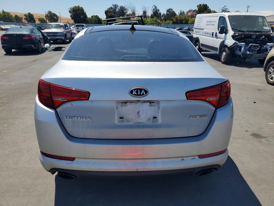 64044706 :رقم المزاد ، KNAGN4A76B5171731 vin ، 2011 Kia Optima مزاد بيع
