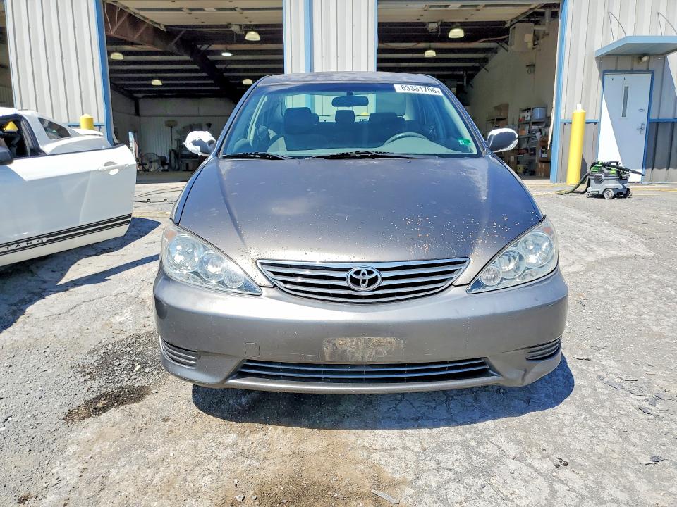 Auction sale of the 2005 Toyota Camry, vin: JTDBE32K553010460, lot number: 63331766