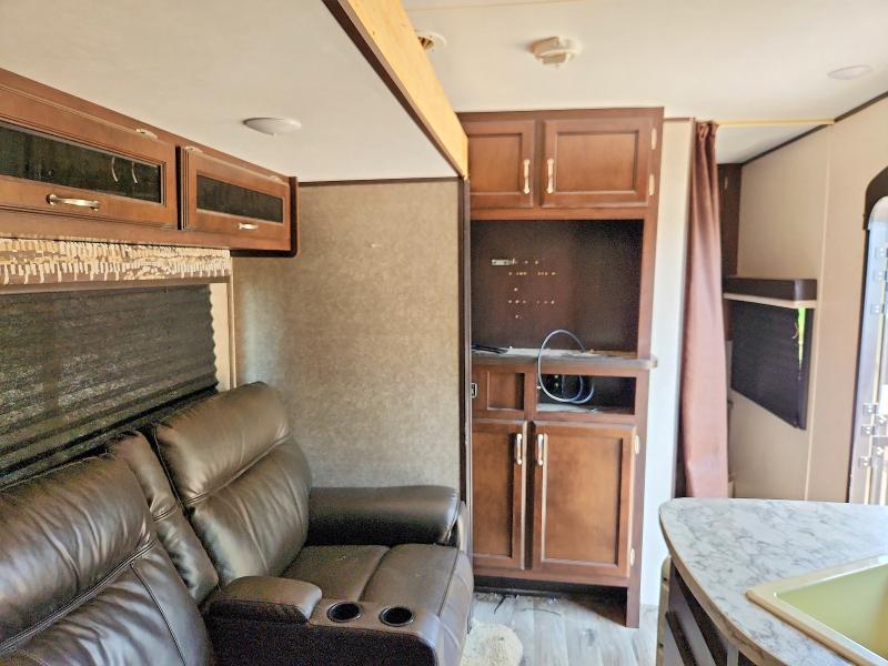 Продажа на аукционе авто 2018 Jayco Jay Flight, vin: 1UJBJ0BP6J17W0087, номер лота: 65385176