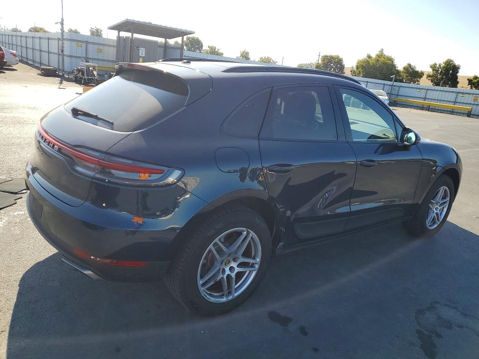 65734686 :رقم المزاد ، WP1AA2A58KLB05635 vin ، 2019 Porsche Macan مزاد بيع