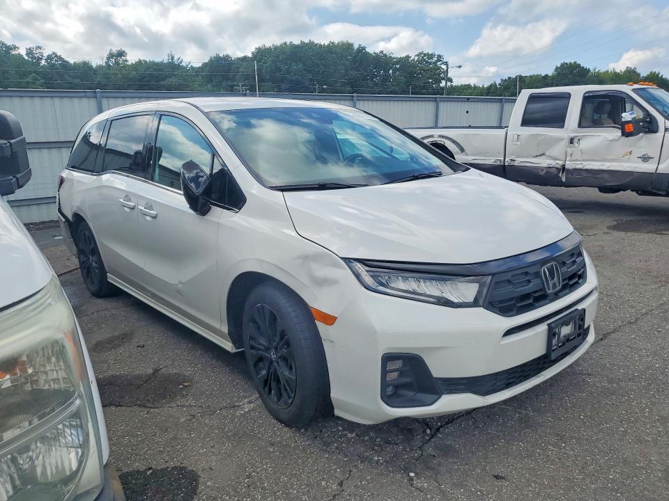 2025 Honda Odyssey მანქანა იყიდება აუქციონზე, vin: 5FNRL6H70SB056172, აუქციონის ნომერი: 65573166