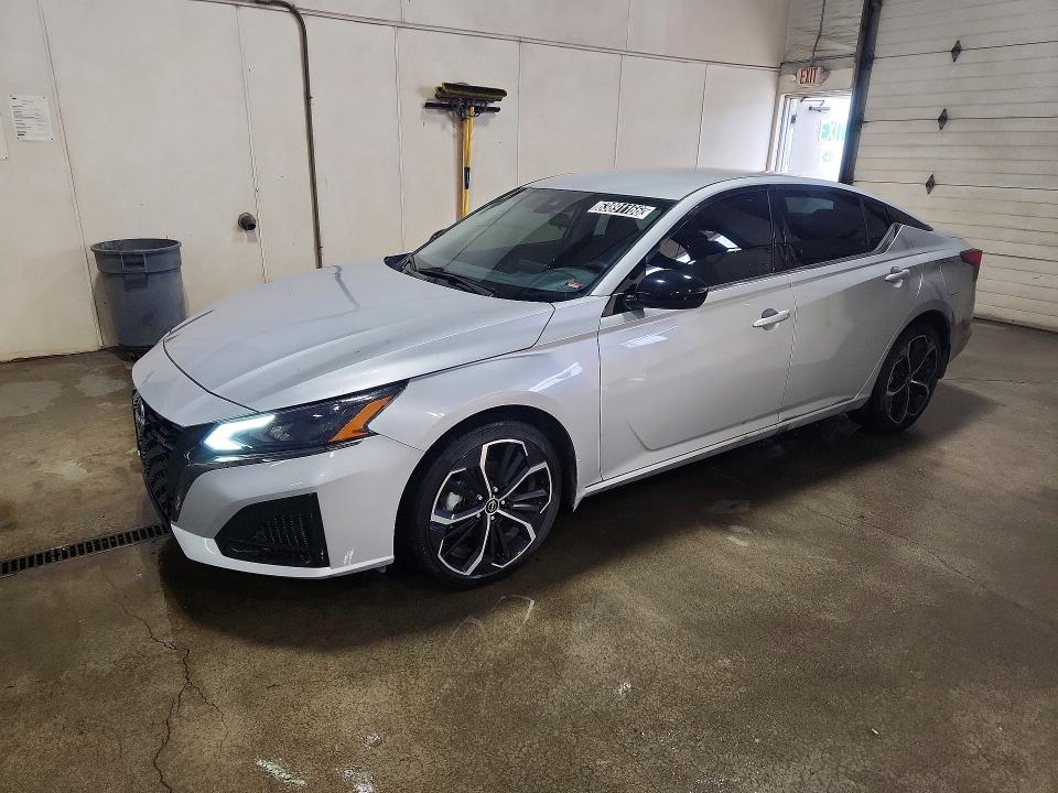 63891166 :رقم المزاد ، 1N4BL4CW2RN302323 vin ، 2024 Nissan Altima مزاد بيع