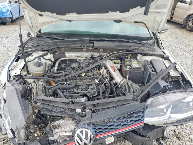 2017 Volkswagen Gti მანქანა იყიდება აუქციონზე, vin: 3VW4T7AU1HM064055, აუქციონის ნომერი: 65852626