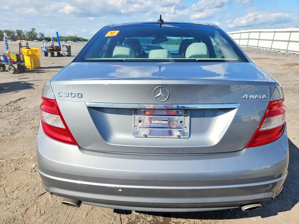 66702146 :رقم المزاد ، WDDGF8BB5BA504010 vin ، 2011 Mercedes-benz C مزاد بيع