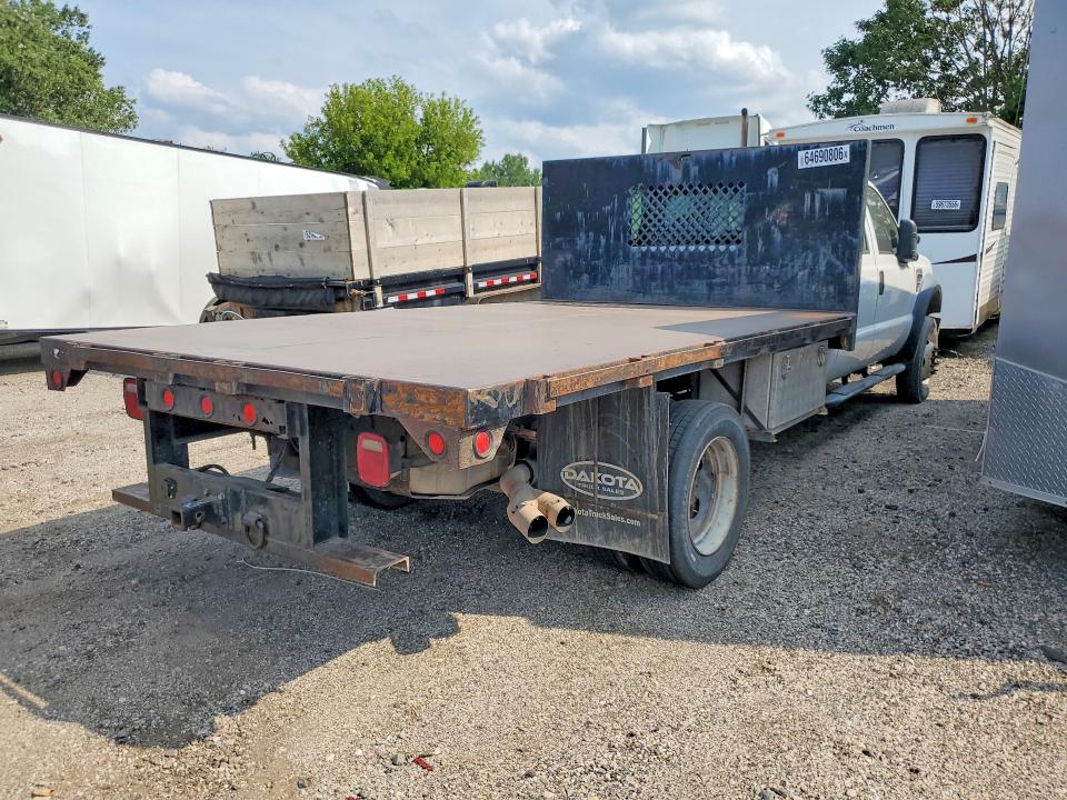 64690806 :رقم المزاد ، 1FDAW57R68EA02950 vin ، 2008 Ford F550 مزاد بيع