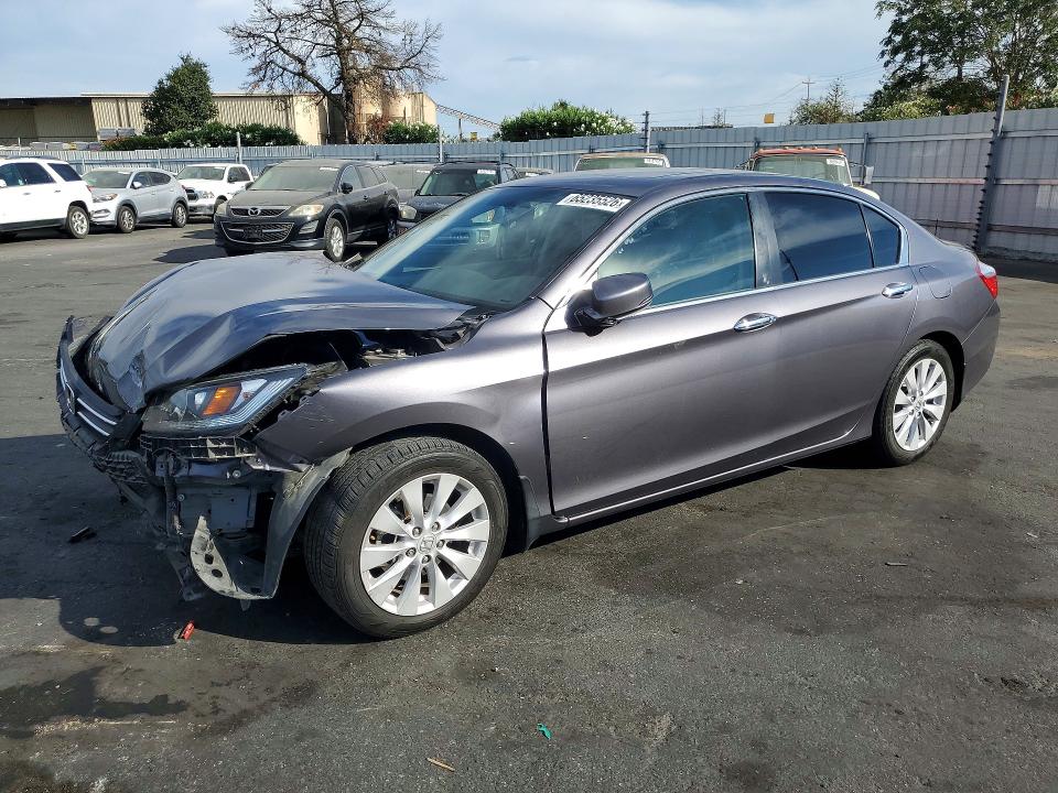65235526 :رقم المزاد ، 1HGCR2F78FA055013 vin ، 2015 Honda Accord مزاد بيع