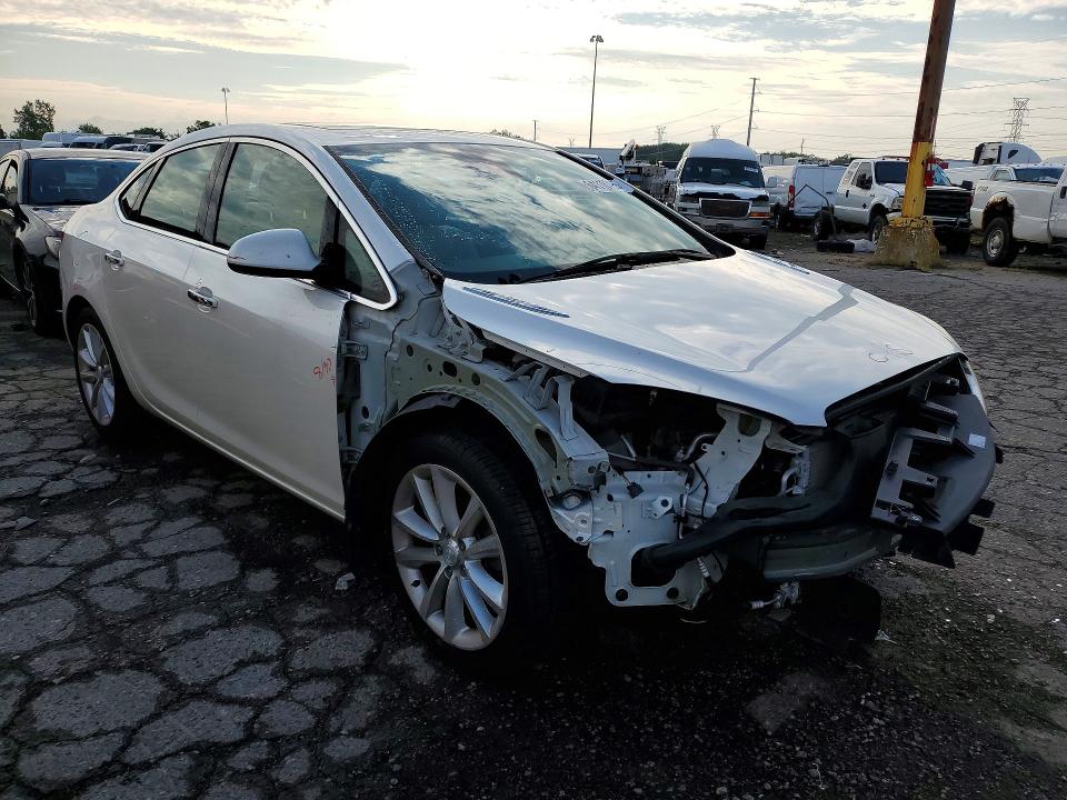 Продаж на аукціоні авто 2014 Buick Verano, vin: 1G4PR5SK5E4230564, номер лоту: 64118796