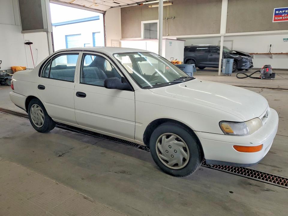 64188246 :رقم المزاد ، 2T1BA02E5TC112172 vin ، 1996 Toyota Corolla مزاد بيع