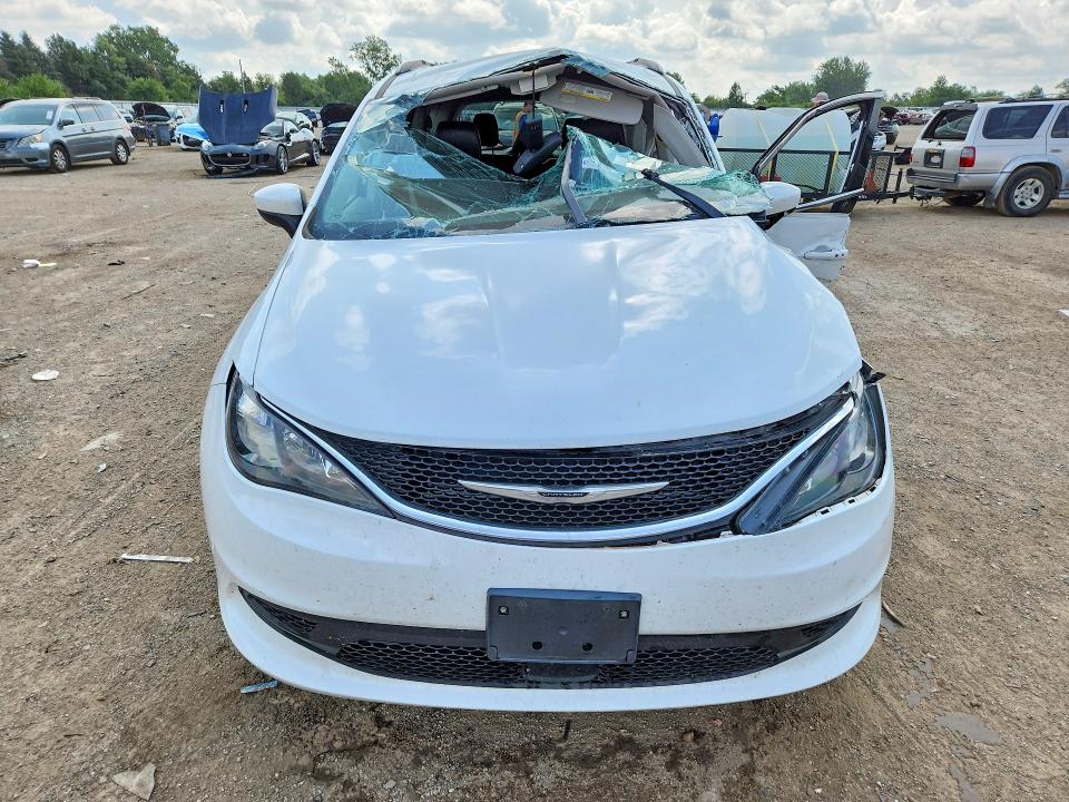 Auction sale of the 2021 Chrysler Voyager, vin: 2C4RC1DG7MR504505, lot number: 62935236