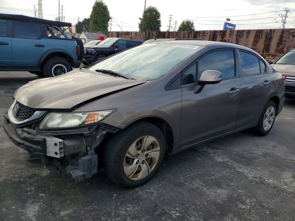 2013 Honda Civic მანქანა იყიდება აუქციონზე, vin: 2HGFB2F54DH547326, აუქციონის ნომერი: 66847466