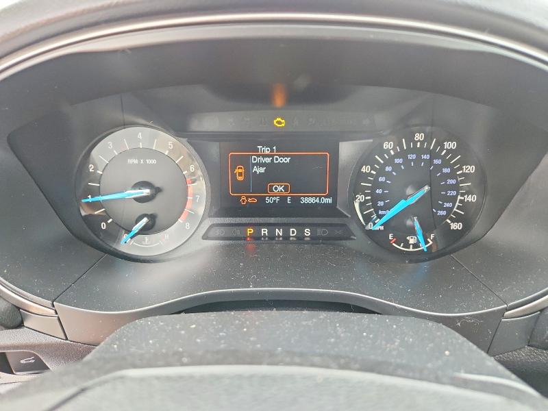 63925226 :رقم المزاد ، 3FA6P0HD0JR201613 vin ، 2018 Ford Fusion مزاد بيع