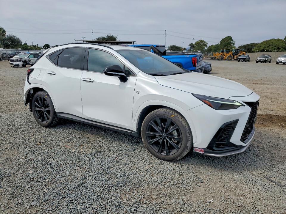 65010586 :رقم المزاد ، JTJKKCFZ4R2040512 vin ، 2024 Lexus Nx 450h+ مزاد بيع