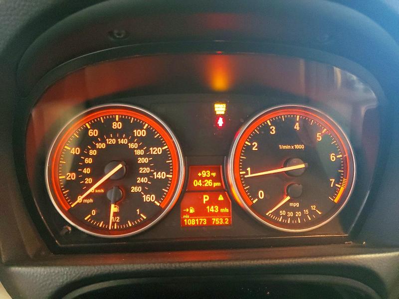 63666526 :رقم المزاد ، WBAPK7C55BF086198 vin ، 2011 Bmw 328 مزاد بيع