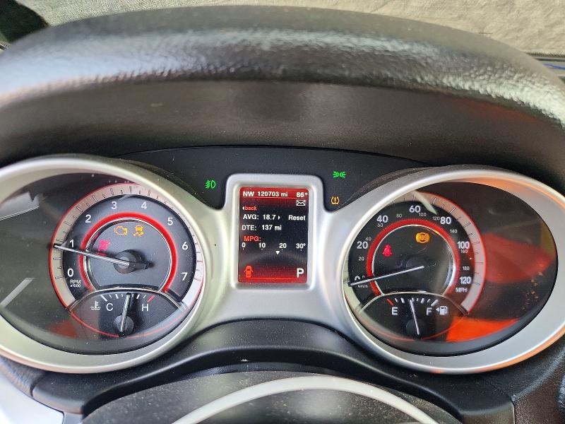 63734876 :رقم المزاد ، 3C4PDCEG5JT319490 vin ، 2018 Dodge Journey مزاد بيع