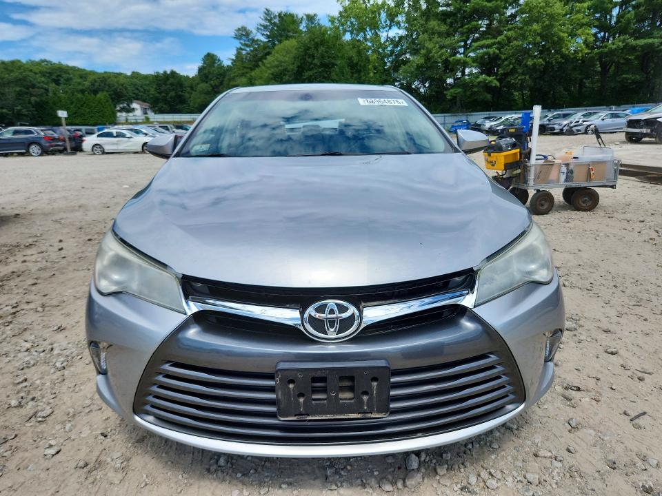 2017 Toyota Camry მანქანა იყიდება აუქციონზე, vin: 4T1BF1FK2HU678545, აუქციონის ნომერი: 63964876