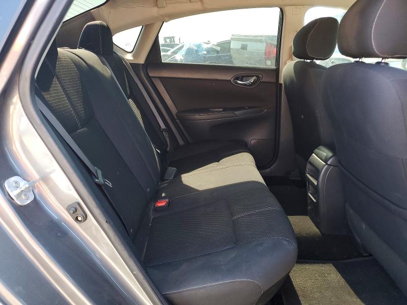Продажа на аукционе авто 2017 Nissan Sentra, vin: 3N1AB7AP7HL640811, номер лота: 64675496