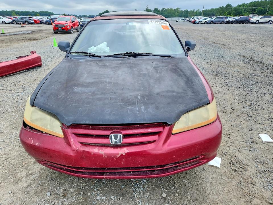 2001 Honda Accord მანქანა იყიდება აუქციონზე, vin: 1HGCG16531A008818, აუქციონის ნომერი: 63192286