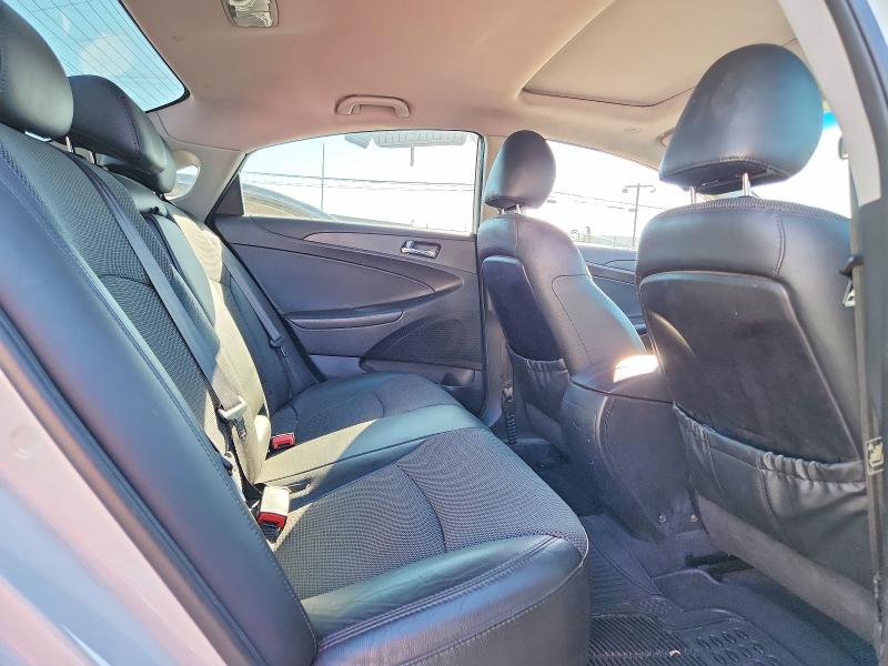 67143536 :رقم المزاد ، 5NPEC4AC3CH377135 vin ، 2012 Hyundai Sonata مزاد بيع