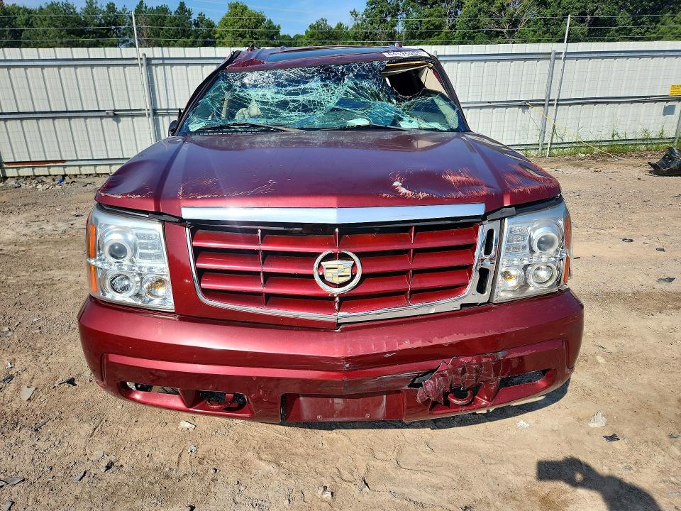 2002 Cadillac Escalade მანქანა იყიდება აუქციონზე, vin: 1GYEC63TX2R148493, აუქციონის ნომერი: 64535906