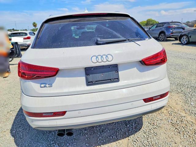 66767696 :رقم المزاد ، WA1BCCFS4JR027753 vin ، 2018 Audi Q3 مزاد بيع