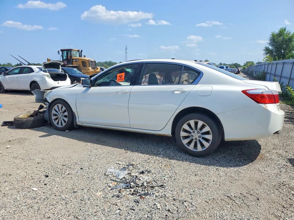 65000076 :رقم المزاد ، 1HGCR2F37FA810715 vin ، 2015 Honda Accord مزاد بيع