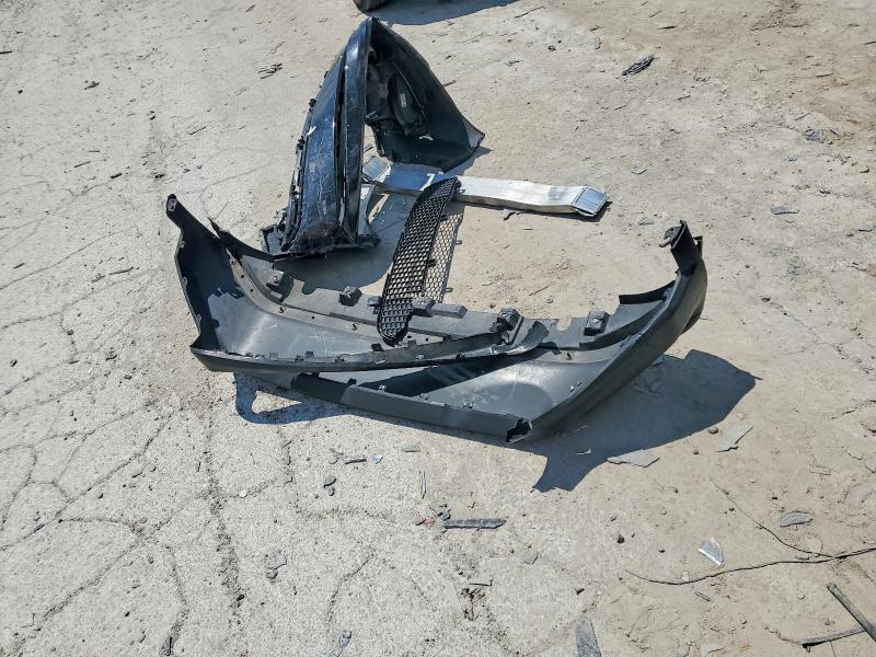 63507846 :رقم المزاد ، 3C4NJDBB0JT395522 vin ، 2018 Jeep Compass مزاد بيع