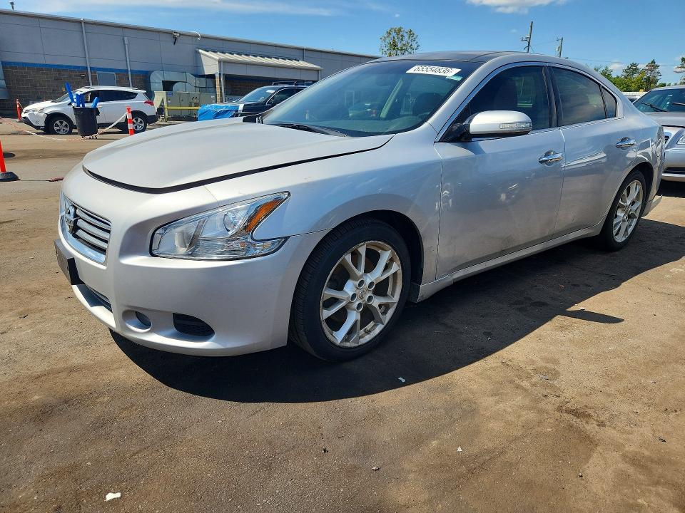 65554836 :رقم المزاد ، 1N4AA5AP3DC818780 vin ، 2013 Nissan Maxima مزاد بيع