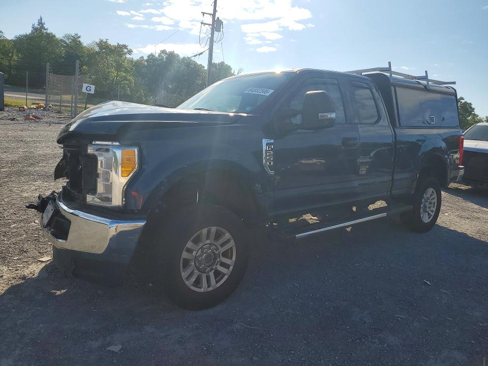 Auction sale of the 2017 Ford F250, vin: 1FT7X2B68HEF29234, lot number: 64852346