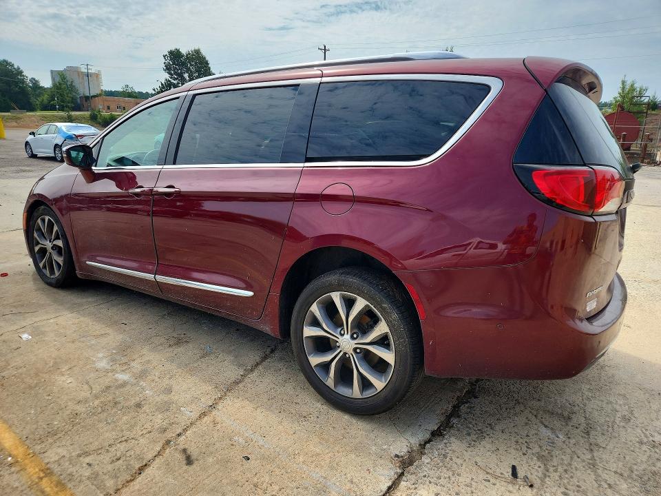 65305436 :رقم المزاد ، 2C4RC1GG5HR650709 vin ، 2017 Chrysler Pacifica مزاد بيع