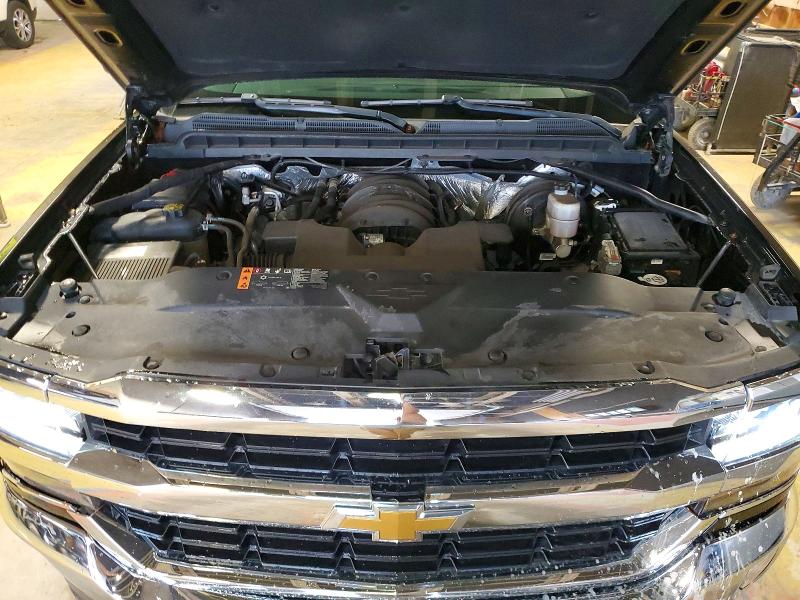 Продаж на аукціоні авто 2018 Chevrolet Silverado, vin: 3GCUKREC5JG373213, номер лоту: 64236636