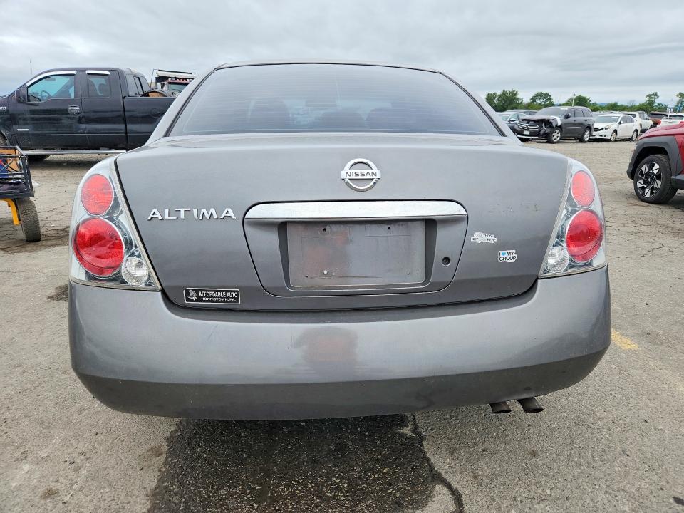 62141946 :رقم المزاد ، 1N4AL11D45C288734 vin ، 2005 Nissan Altima مزاد بيع