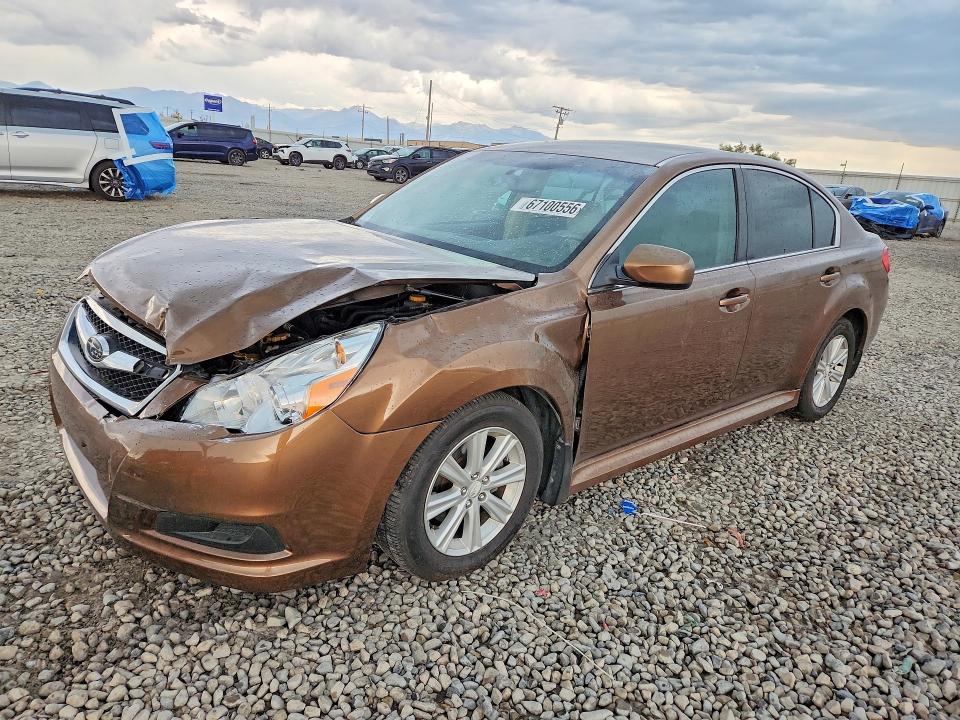 67100556 :رقم المزاد ، 4S3BMBC60C3040624 vin ، 2012 Subaru Legacy مزاد بيع