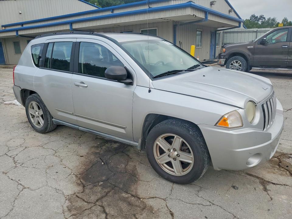 2010 Jeep Compass მანქანა იყიდება აუქციონზე, vin: 1J4NT4FB6AD589704, აუქციონის ნომერი: 65447066