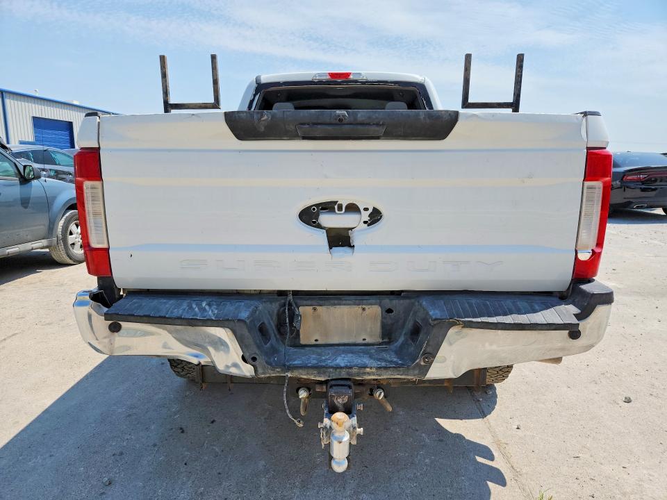 2014 Ford F350 მანქანა იყიდება აუქციონზე, vin: 1FT8W3BT6HED50287, აუქციონის ნომერი: 63011386