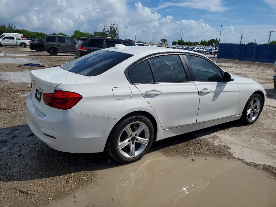 Продаж на аукціоні авто 2017 Bmw 320, vin: WBA8E1G59HNU13266, номер лоту: 66256176
