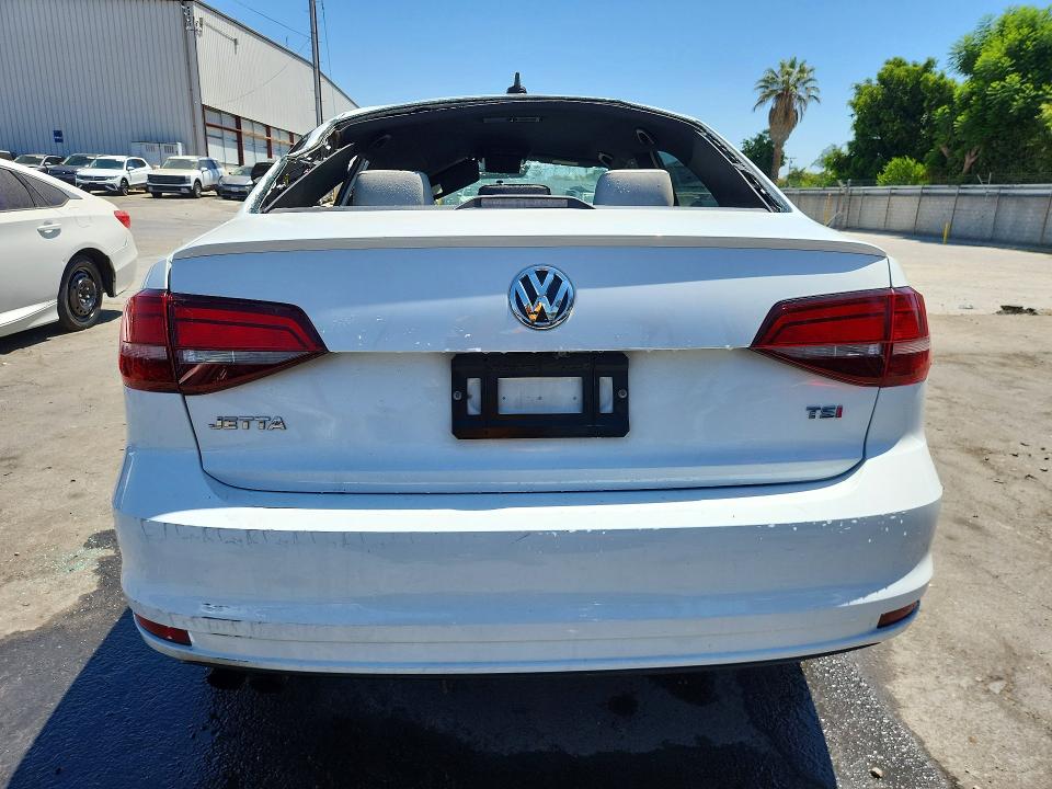Продажа на аукционе авто 2016 Volkswagen Jetta, vin: 3VWD17AJ4GM367275, номер лота: 61356646