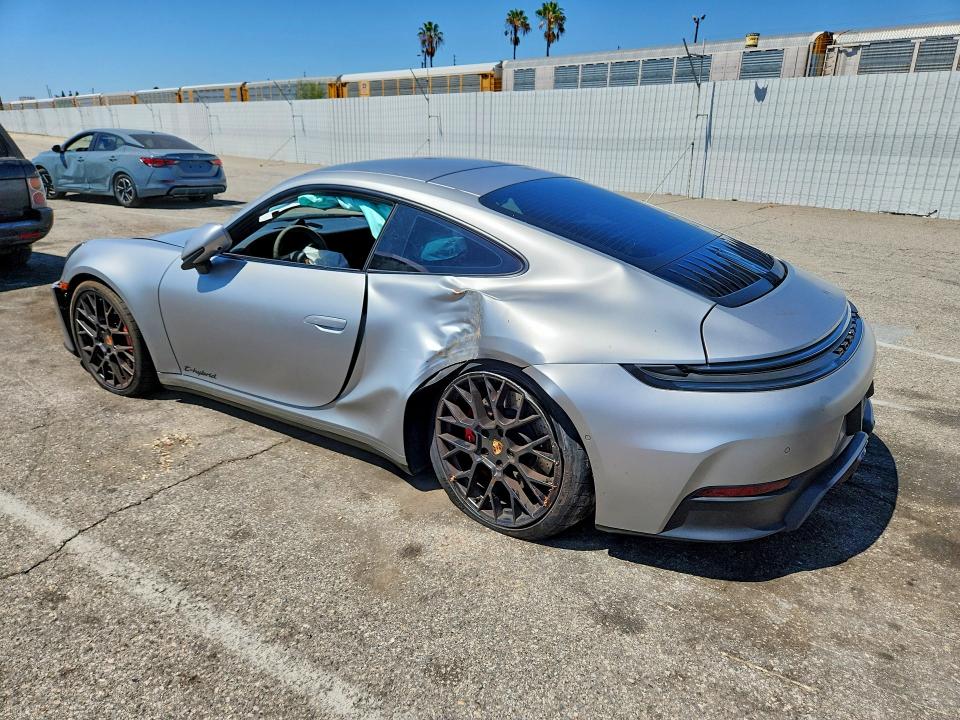 66240116 :رقم المزاد ، WP0AB2A92SS225941 vin ، 2025 Porsche 911 مزاد بيع