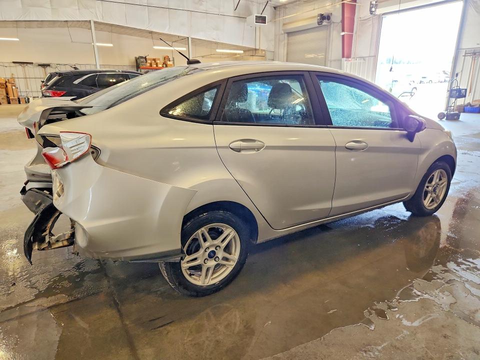 65598596 :رقم المزاد ، 3FADP4BJ6JM112655 vin ، 2018 Ford Fiesta مزاد بيع