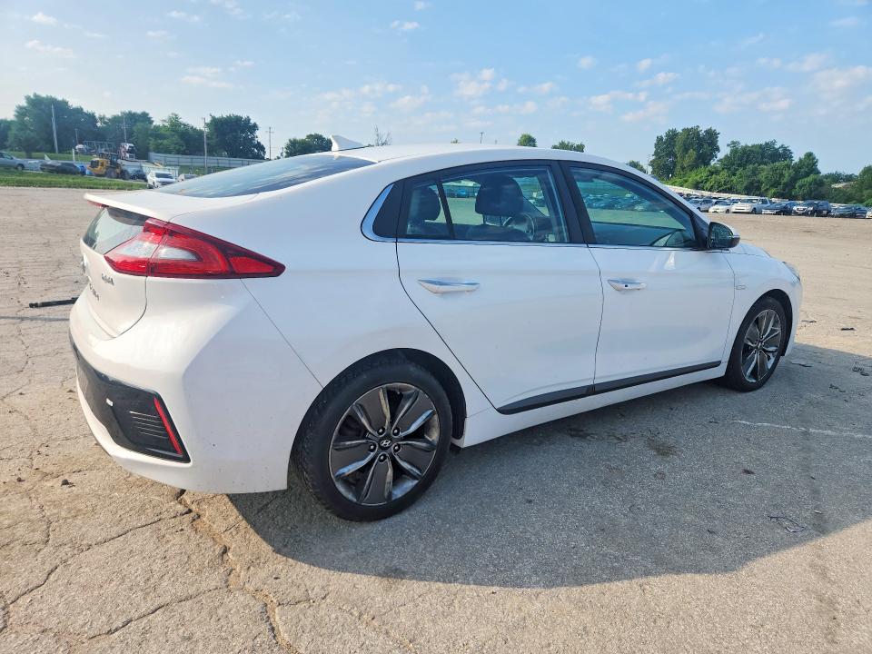 2017 Hyundai Ioniq მანქანა იყიდება აუქციონზე, vin: KMHC85LC2HU048950, აუქციონის ნომერი: 63927146