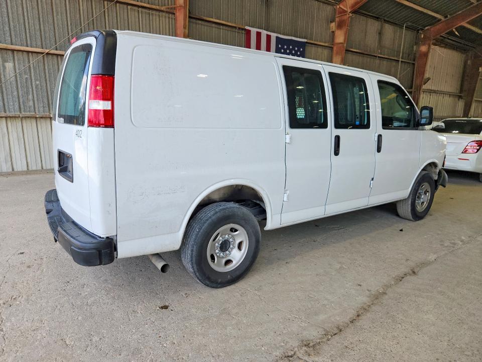 65704736 :رقم المزاد ، 1GCWGAF74S1115326 vin ، 2025 Chevrolet Express مزاد بيع