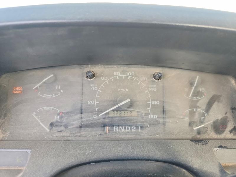 61410306 :رقم المزاد ، 2FDJF37H2TCA15446 vin ، 1996 Ford F350 مزاد بيع