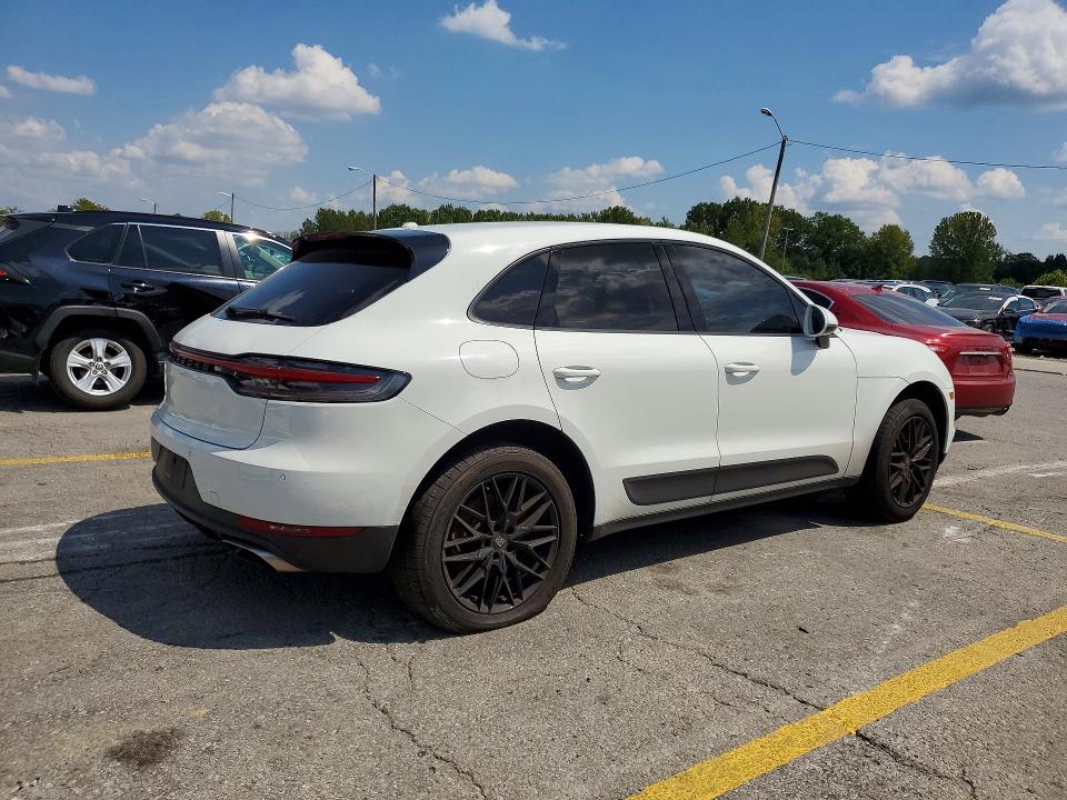Продажа на аукционе авто 2021 Porsche Macan, vin: WP1AA2A51MLB00330, номер лота: 67123556