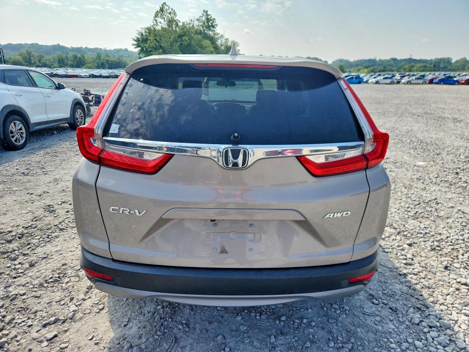 63892246 :رقم المزاد ، 5J6RW2H57JL005448 vin ، 2018 Honda Cr-v مزاد بيع